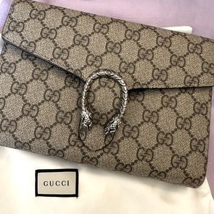 Gucci Dionysus GG Supreme chain wallet